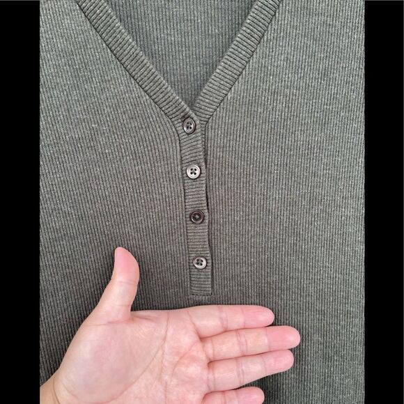 L'AGENCE Aurora Heathered Olive Henley Dress - Picture 5 of 11